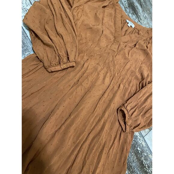 Umgee Rusty Brown Swiss Dot dress Cinched Waist V-Neck Size Small - Picture 7 of 12
